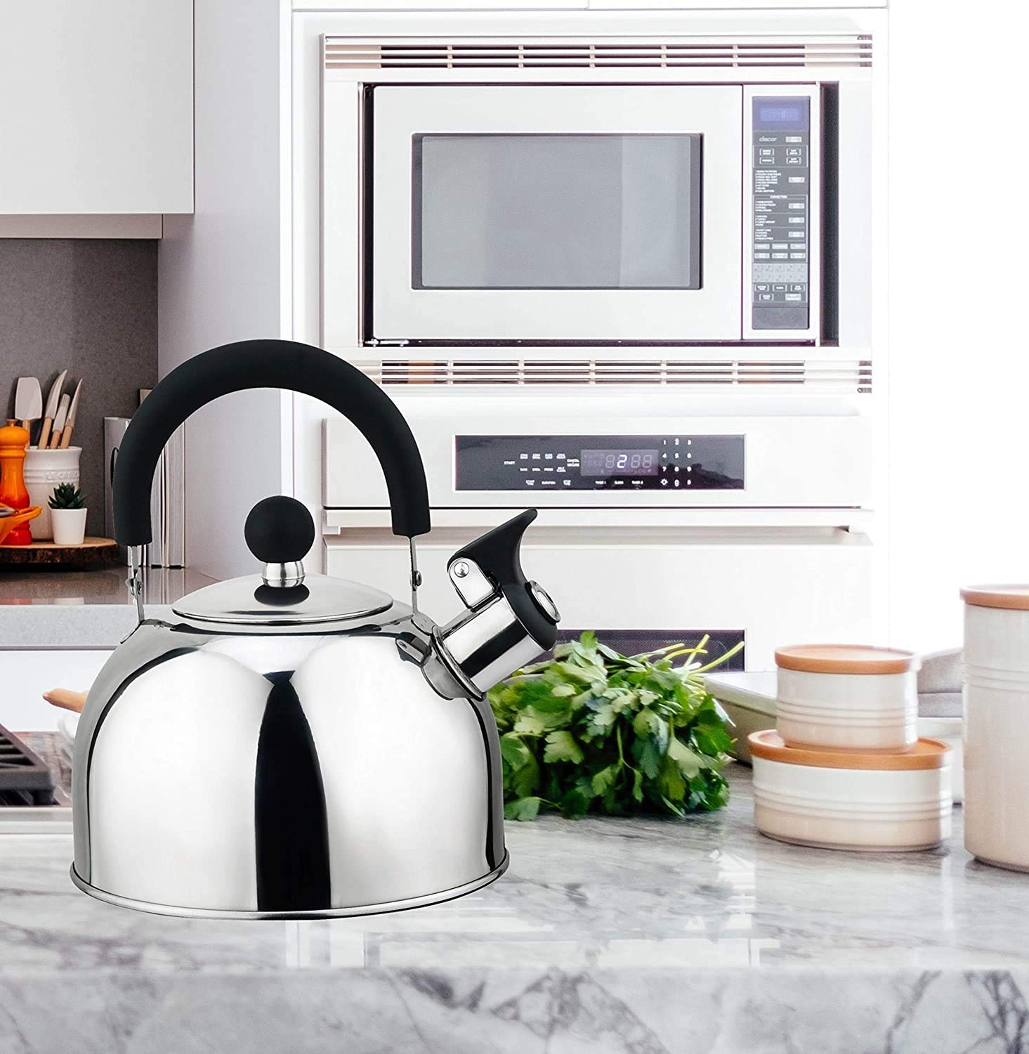 J&V TEXTILES kettle-handle-cool side view showing safe grip.
