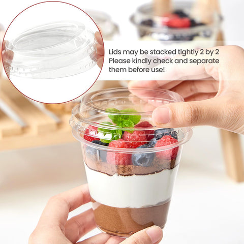 Jycnolm versatile cups suit desserts, snacks, or party presentations.