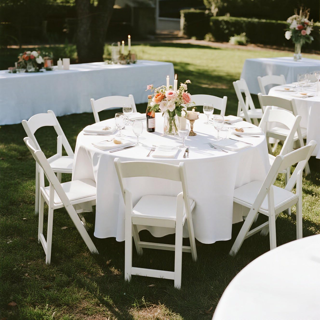 Kachanaa white round tablecloth covering buffet setup with crisp finish