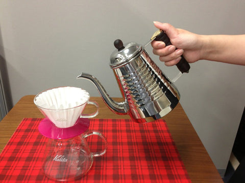 Kalita Wave 185 white filters in a 2-4 cup home brew setup