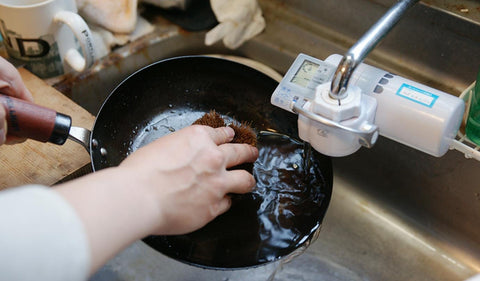 KAMENOKO TAWASHI finish resists streaks for tidy drying after washing