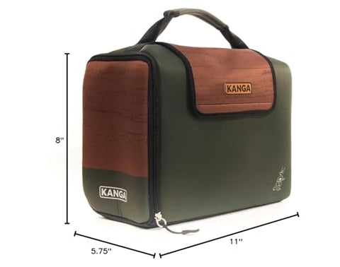 Kanga Woody pattern detail adds a stylish touch to outings.