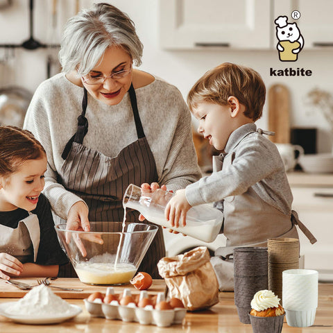 Katbite heavy-duty parchment liners in use for reliable baking.
