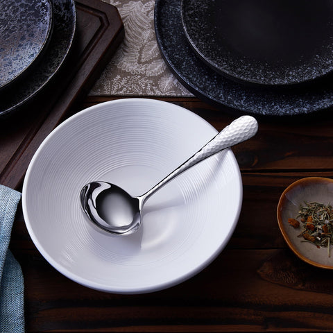 Keawell 18/10 stainless steel construction ensures durability and easy maintenance.