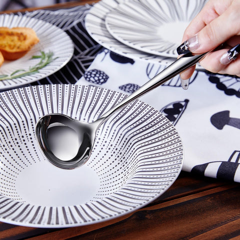 KEAWELL Louis dishwasher-safe design simplifies cleanup after meals.