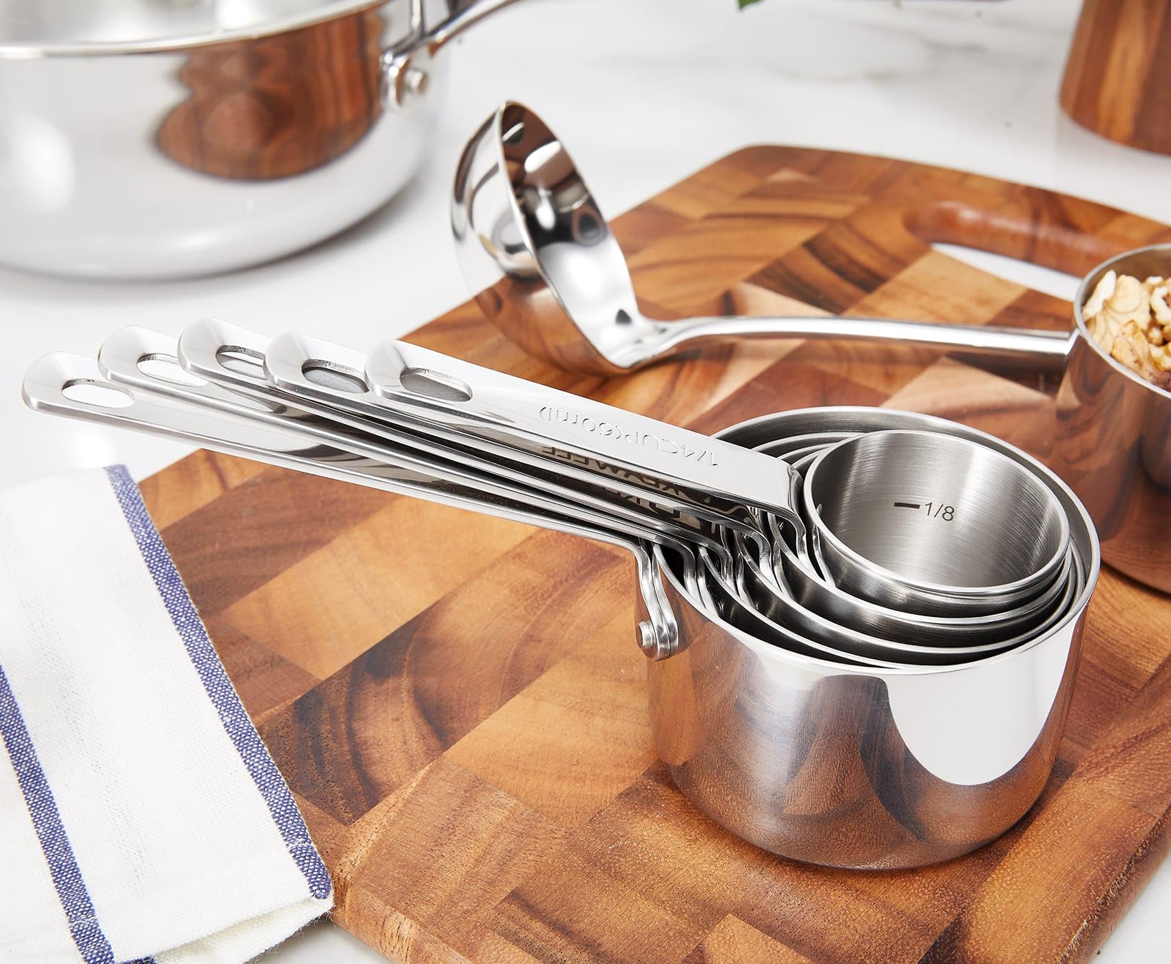 Keawell premium 1 cup measuring cup for large portions and bulk ingredients.