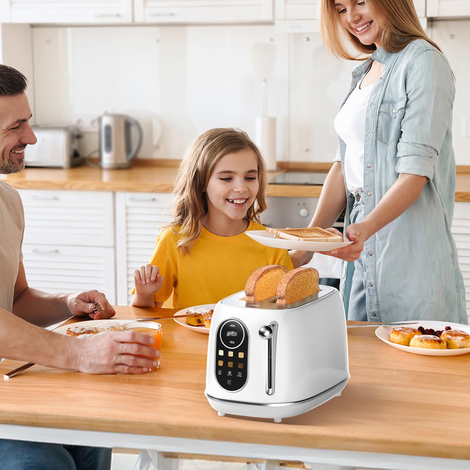 Keenstone Smart Touch Toaster bagel-friendly design delivers even toasting across two slices.