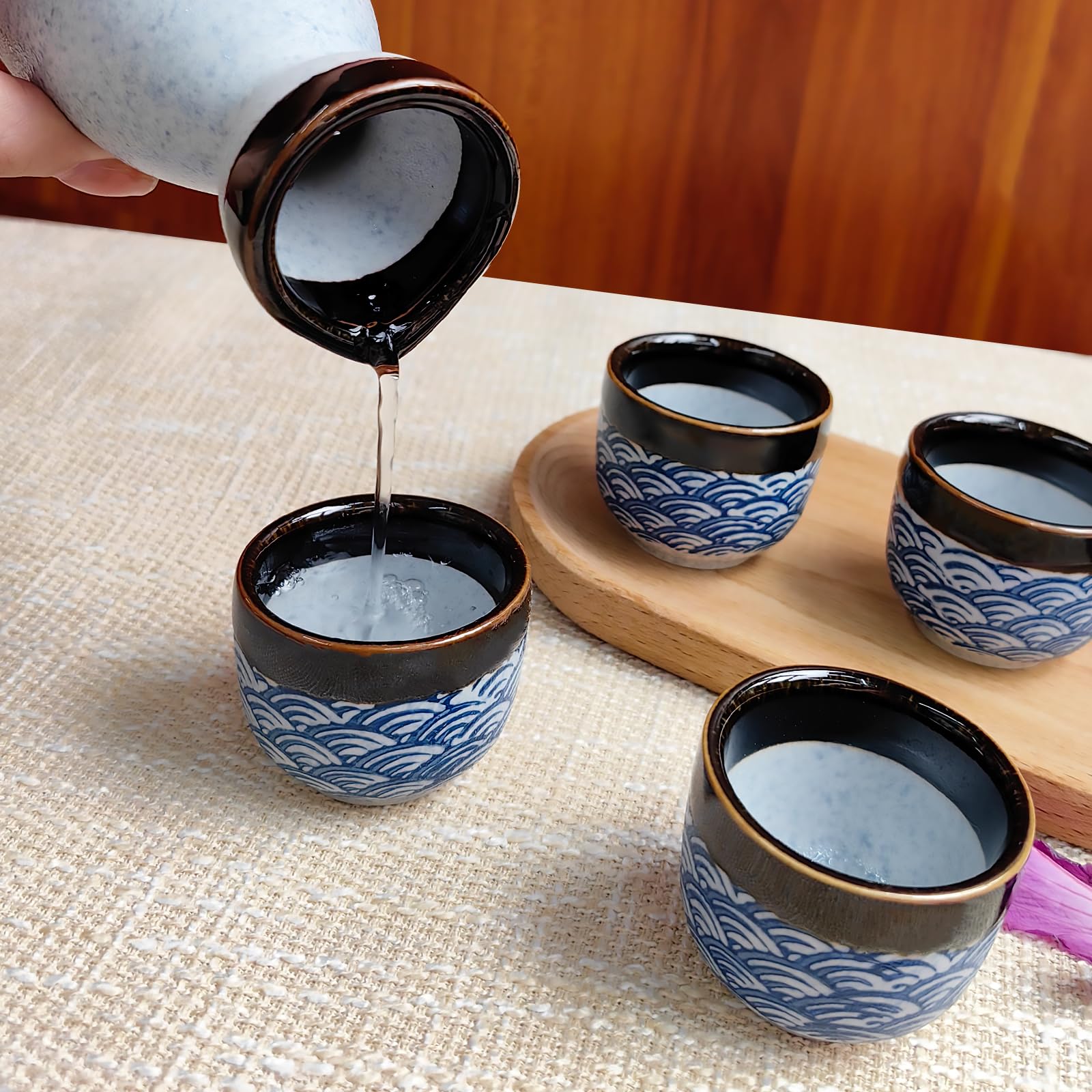 KeQiu bottle mouth design ensures drip-free pouring