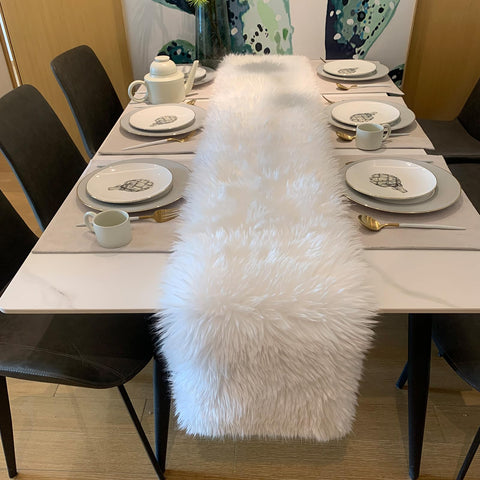 KERTFGOKU white faux fur table runner on dining table for festive setup