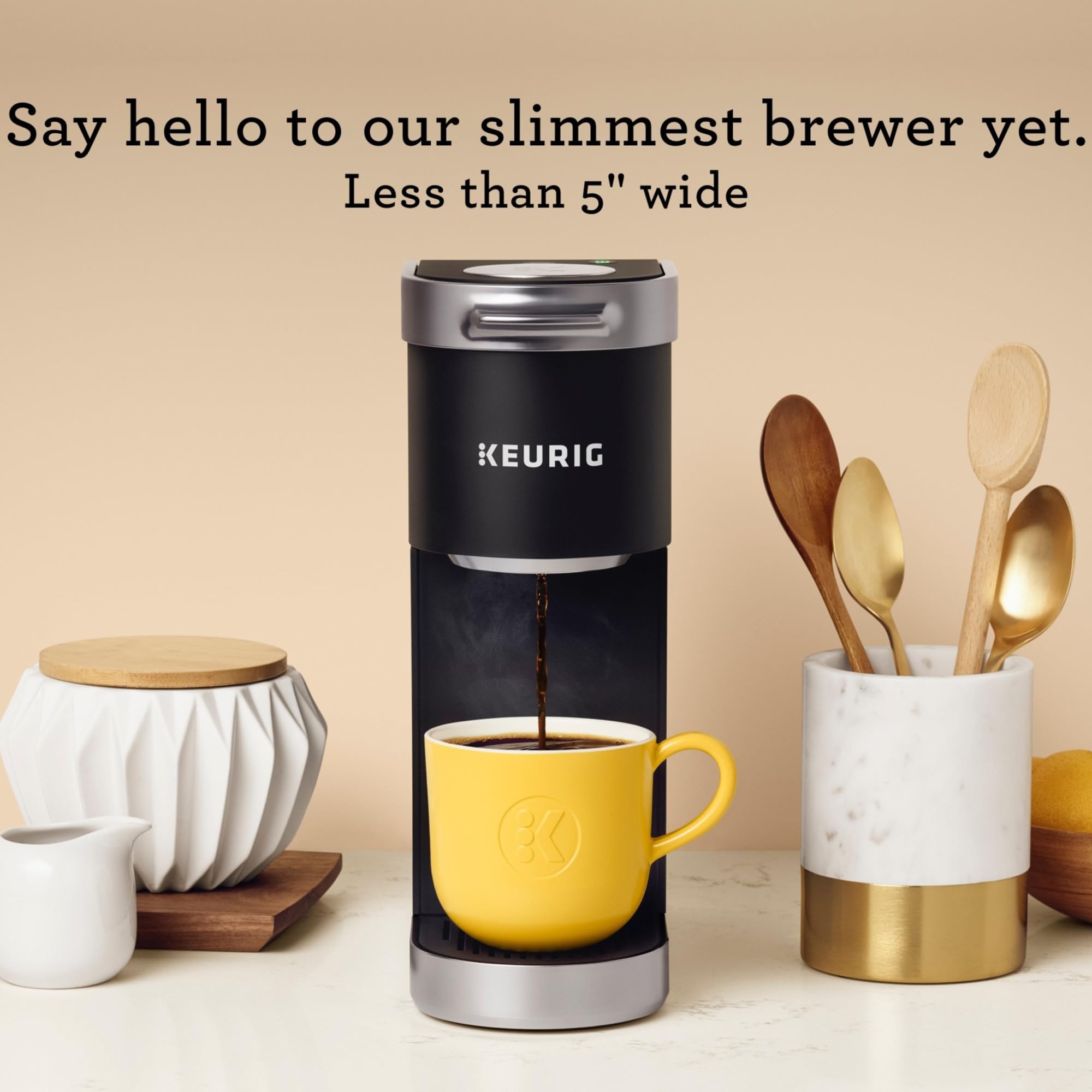 Keurig K-Mini Plus removable reservoir for easy refills.