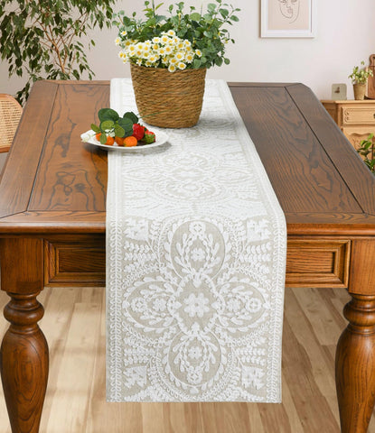 KEVA back layer glossy polyester shine for easy care.