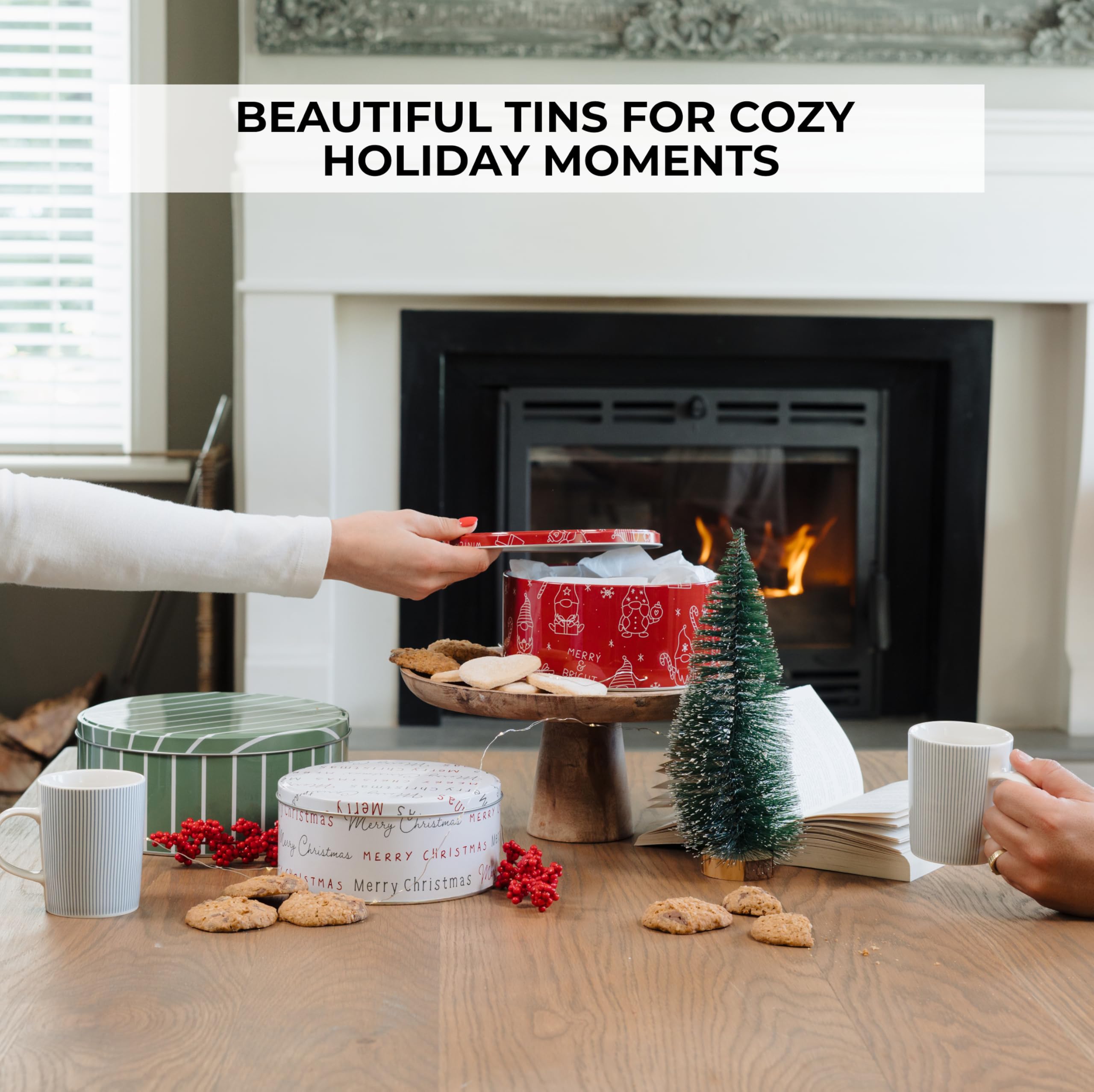 KIBAGA Christmas cookie tins red-doodles lid, ideal for sharing homemade treats.