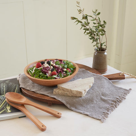 KIBAGA family-dining setup demonstrates how the bowl fits at every gathering