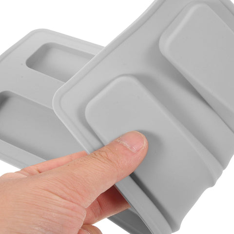 Kichvoe bread machine cover helps maintain appliance hygiene.