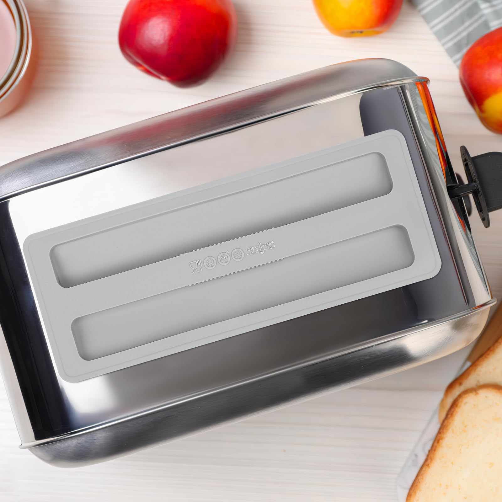 Kichvoe bread machine dust cover is machine washable for easy cleaning.