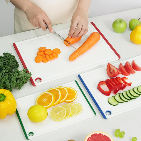 Kikcoin nonslip texture cutting board keeps food in place during chopping