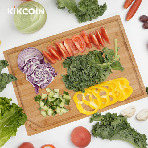 Kikcoin gift idea bamboo cutting board suitable for holidays and gatherings