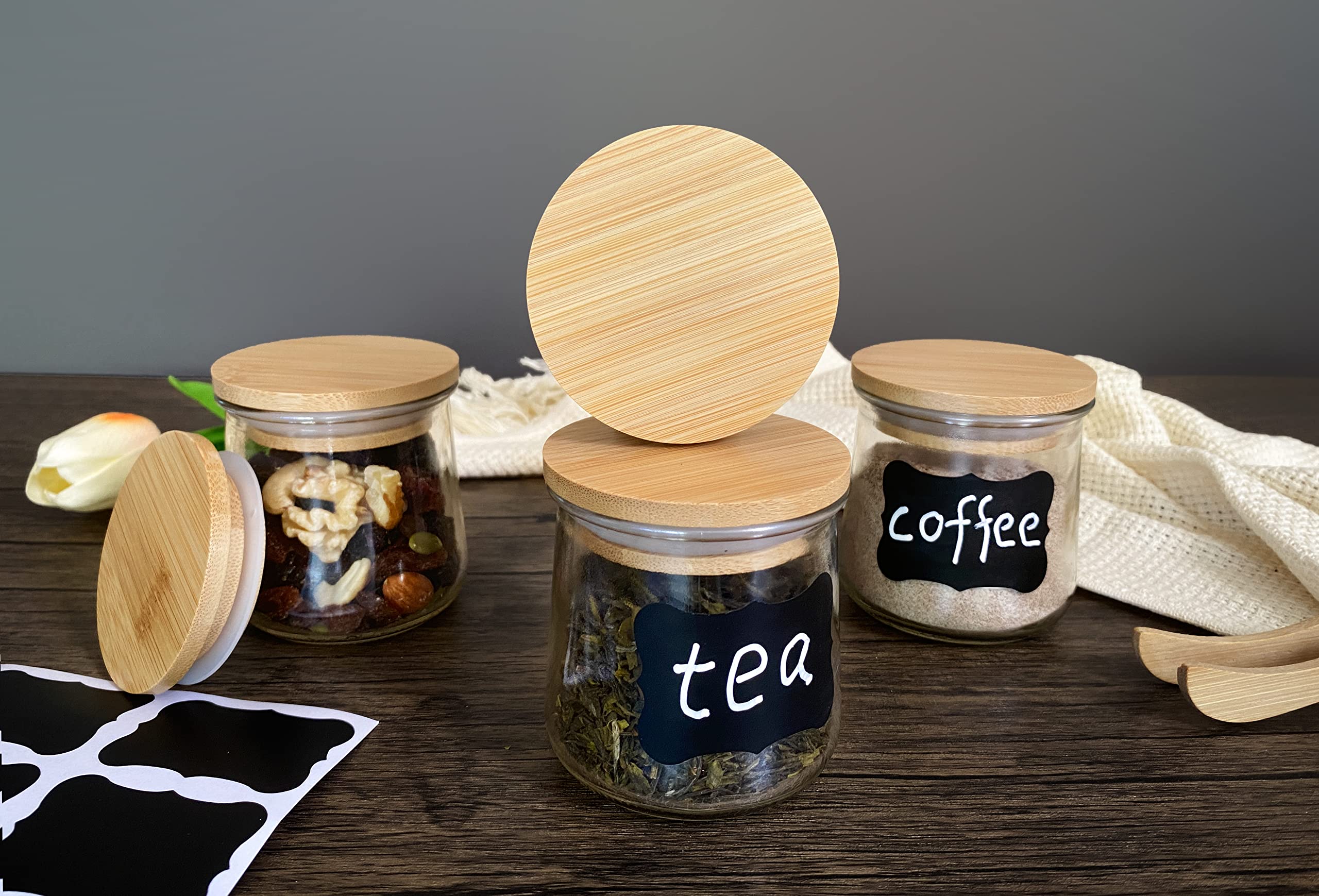 KIKINIKO Bamboo lids are BPA-free and eco-friendly for sustainable storage.