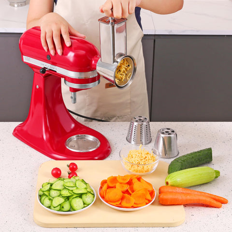 KINGEAGLE ergonomic food pusher reducing hand fatigue during use.