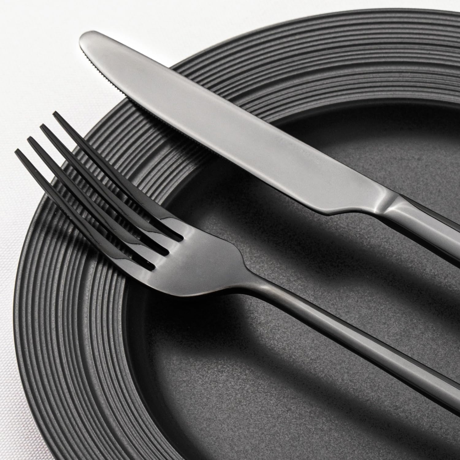 Kingstone black silverware dinner spoon with mirror polish for elegant table settings.