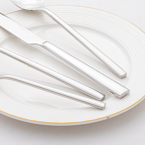 Kingstone forged 18/0 stainless steel close-up shows sturdy construction.