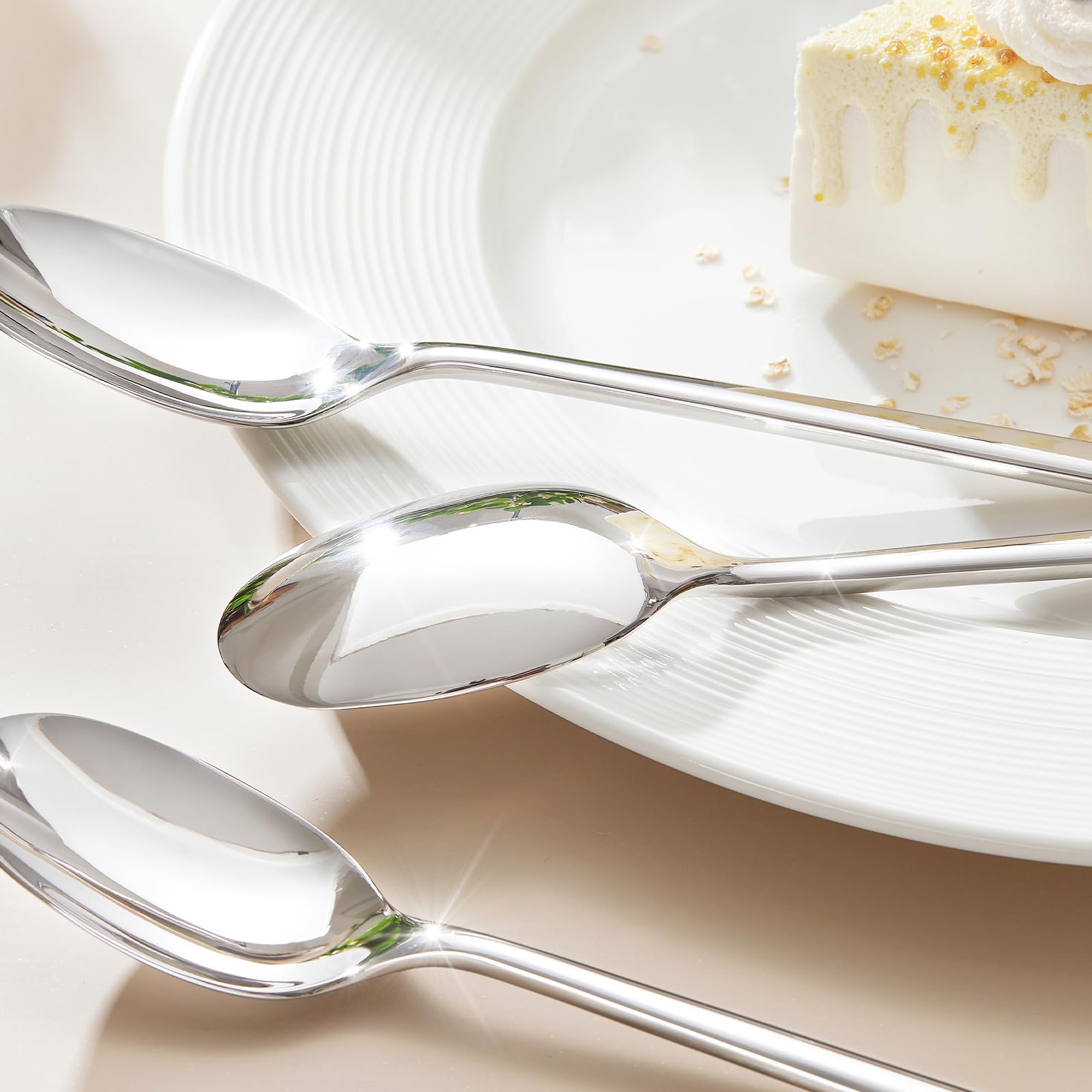 KINGSTONE forged construction delivers lasting strength for family dinners and gatherings.