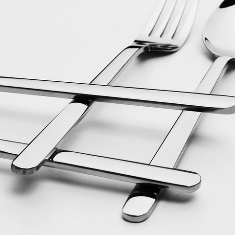 Kingstone 8-inch forks resisting corrosion and maintaining shine over time.