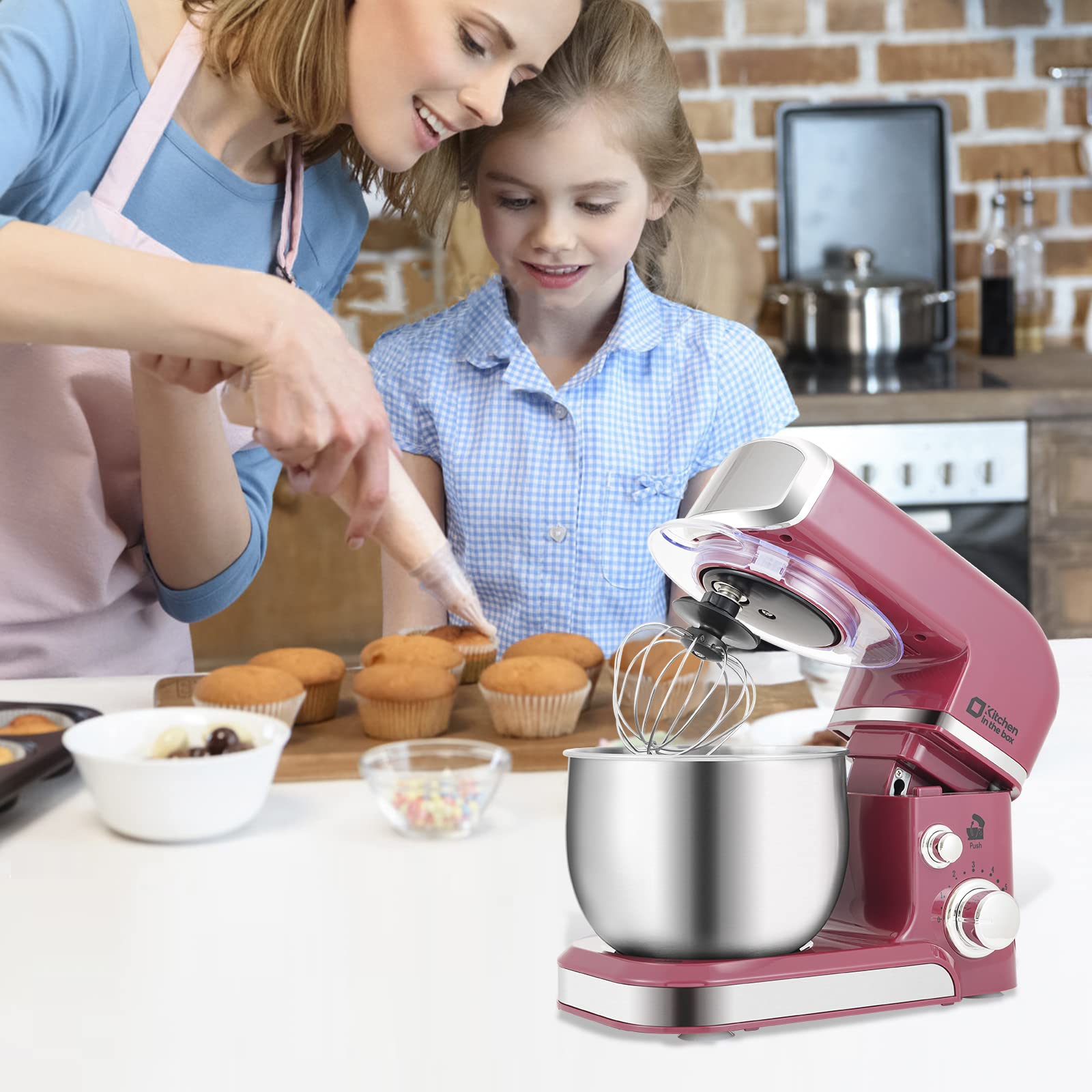 Anti-splash lid on Kitchen in the box mixer keeps countertops clean.