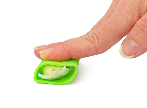 Kitchen Innovations Garlic-A-Peel storage compartment for extra blade storage