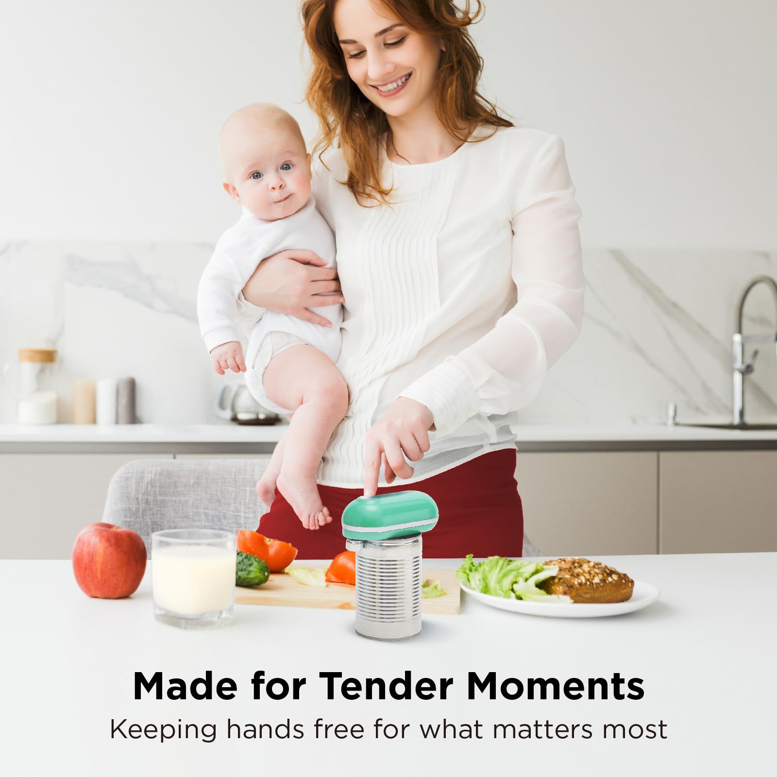 Kitchen Mama Mini Plus no-food-contact blade supports hygienic can opening.