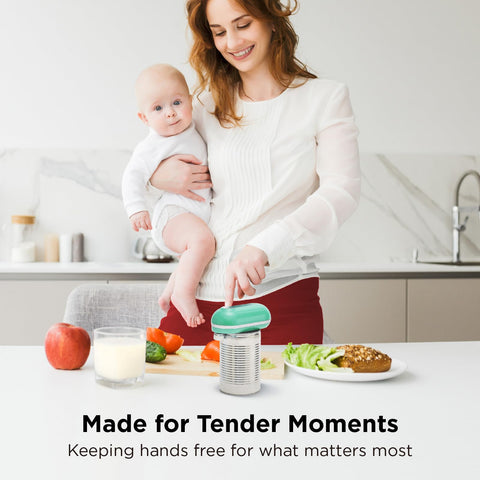 Kitchen Mama Mini Plus no-food-contact blade supports hygienic can opening.