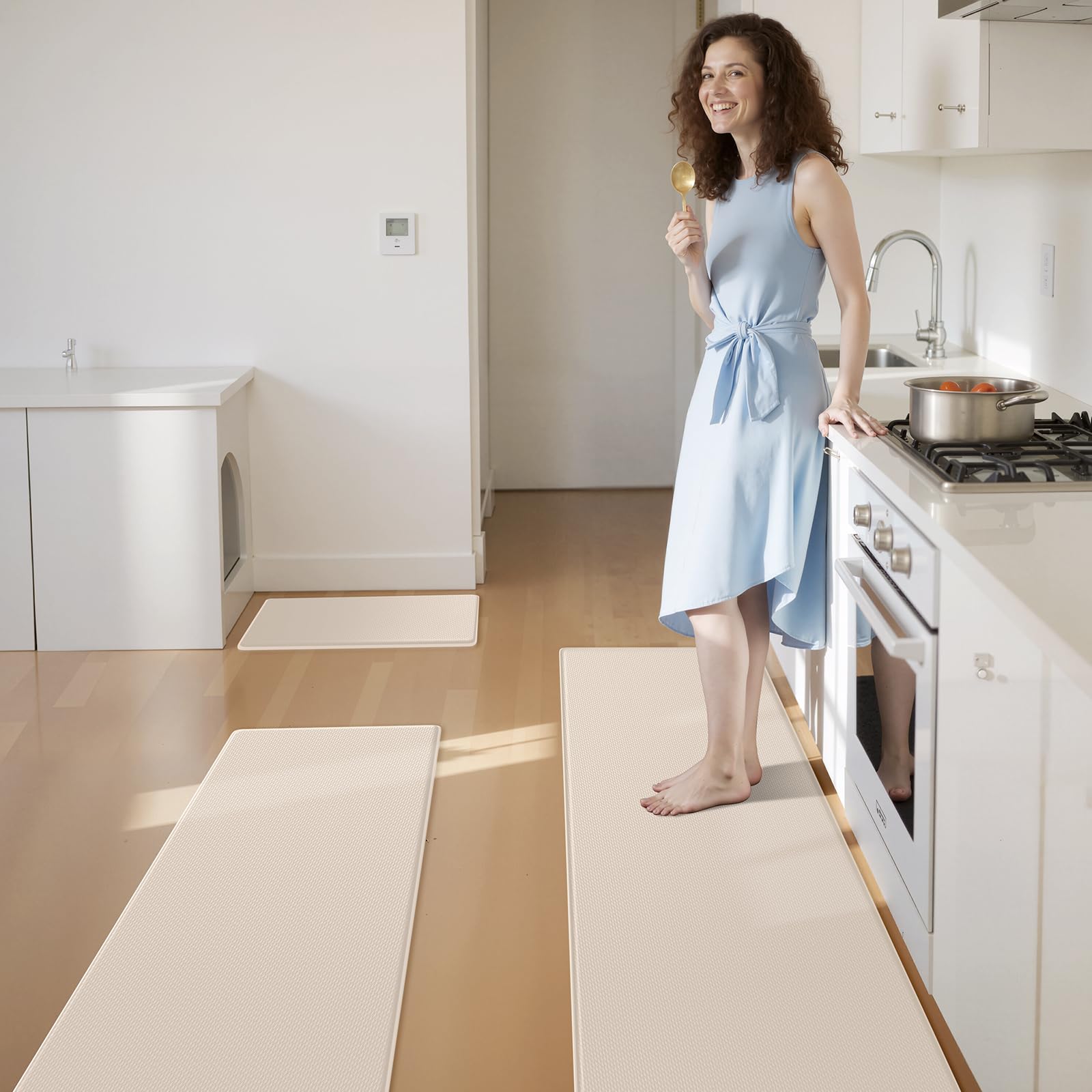 KitchenClouds office-use kitchen mats support comfortable standing at desks.