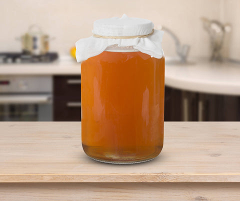 kitchentoolz jar with cotton cloth cover supports breathable fermentation airflow