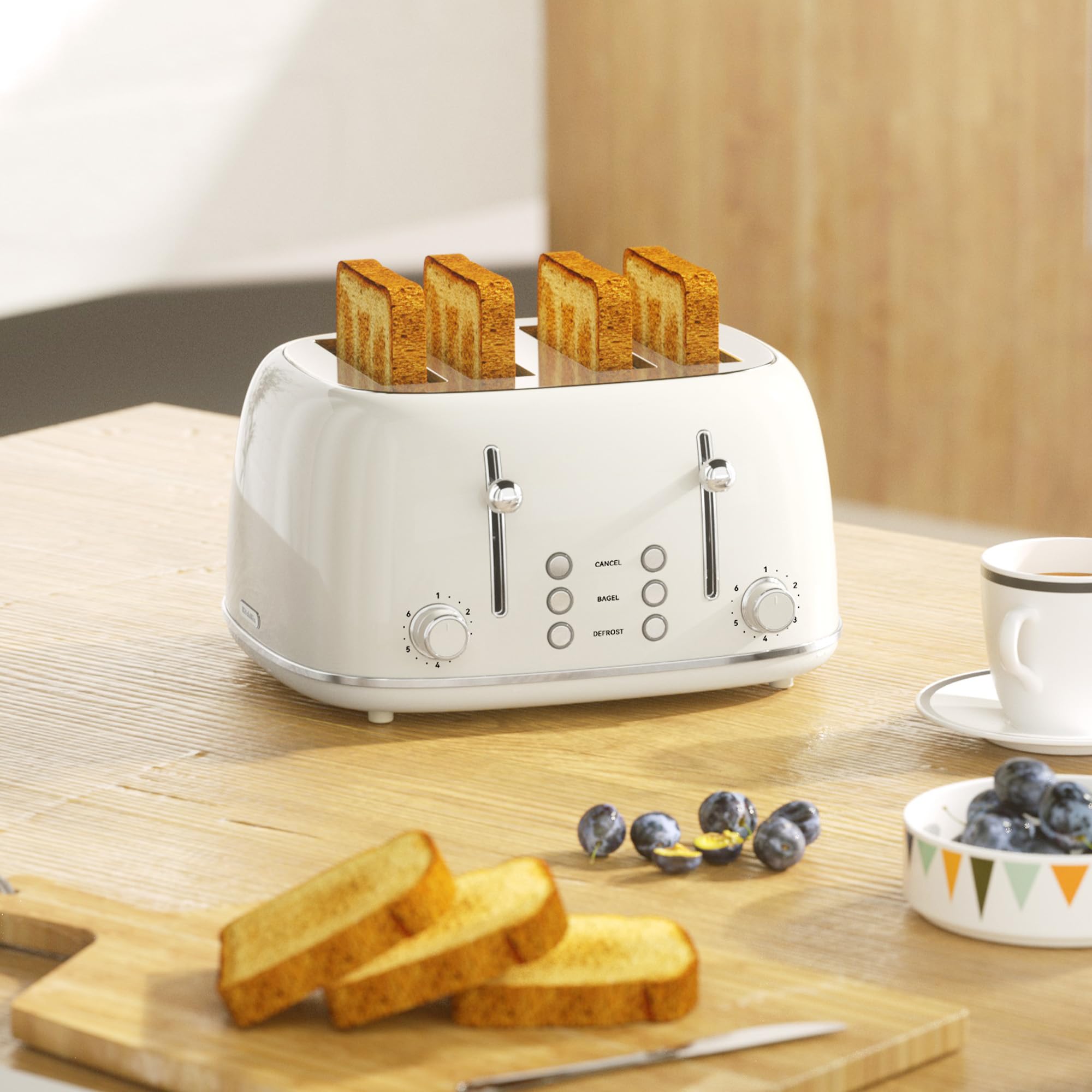 KITCHMIX four-slice toaster in stainless steel, durable for daily meals.