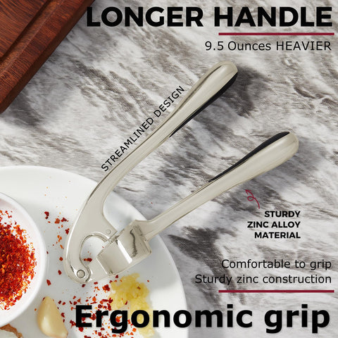 Kitessensu garlic press producing fine garlic paste output