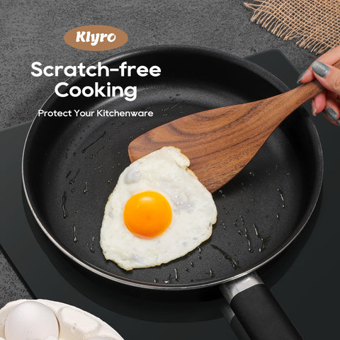 KLYRO slotted spatula reduces drips during sautéing