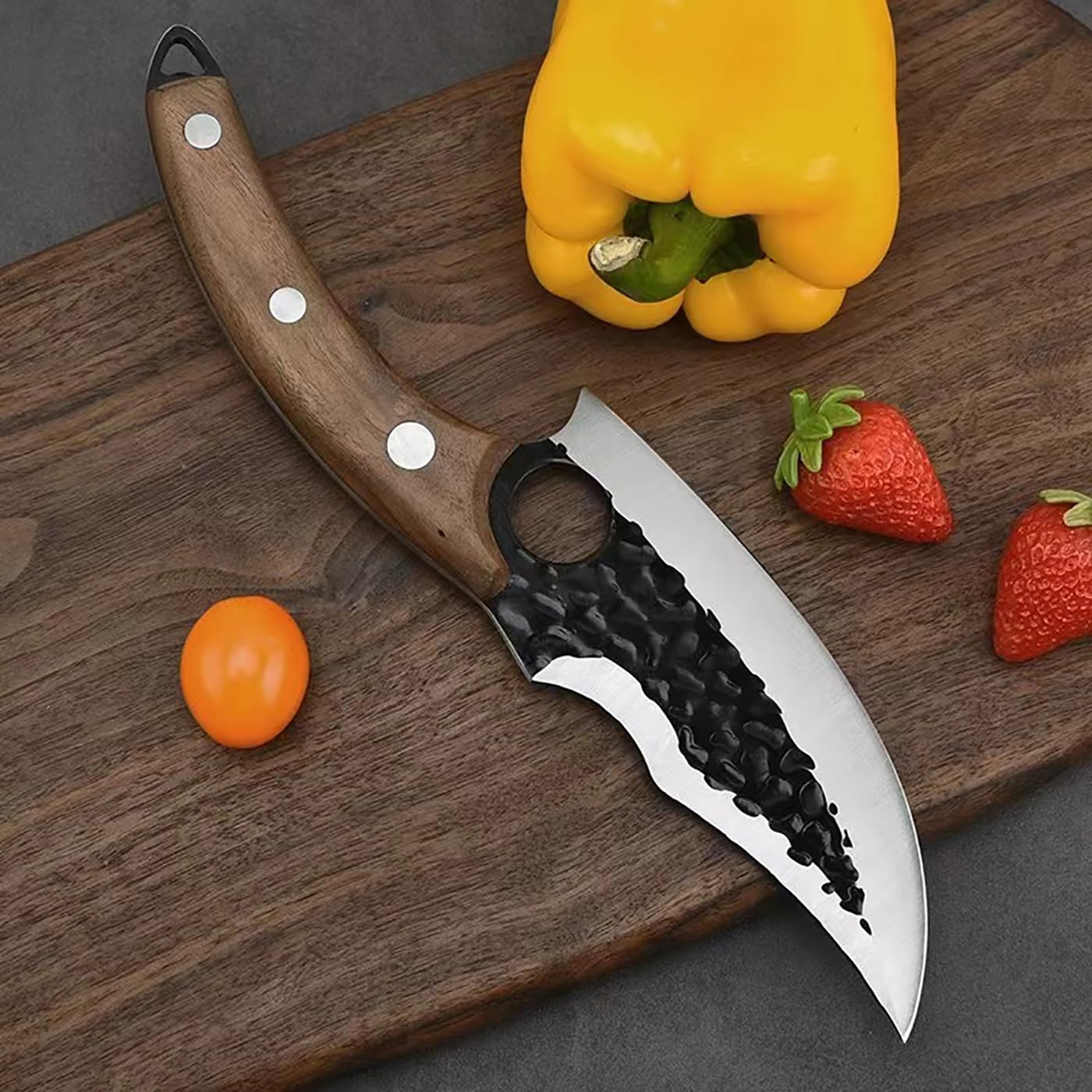 KNIFAST ergonomic grip and anti-slip grooves improve control.