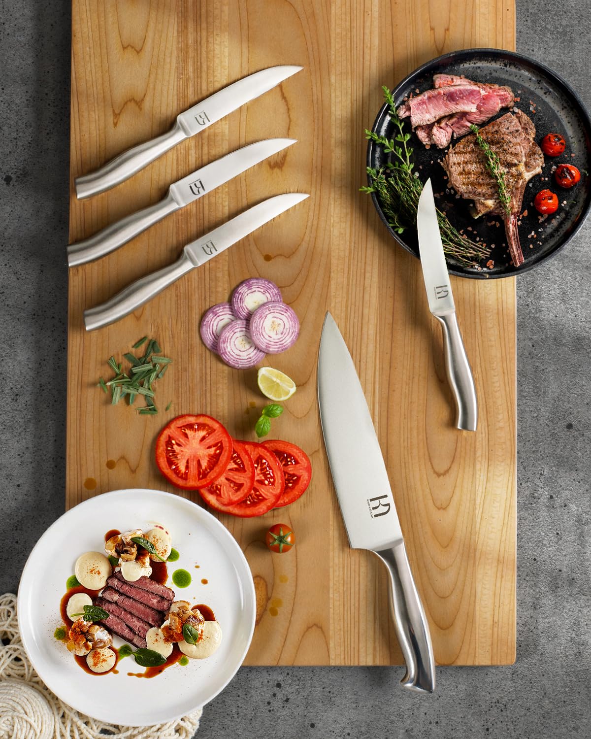 KnifeSaga 6-piece steak knife set in block for table-ready meals.