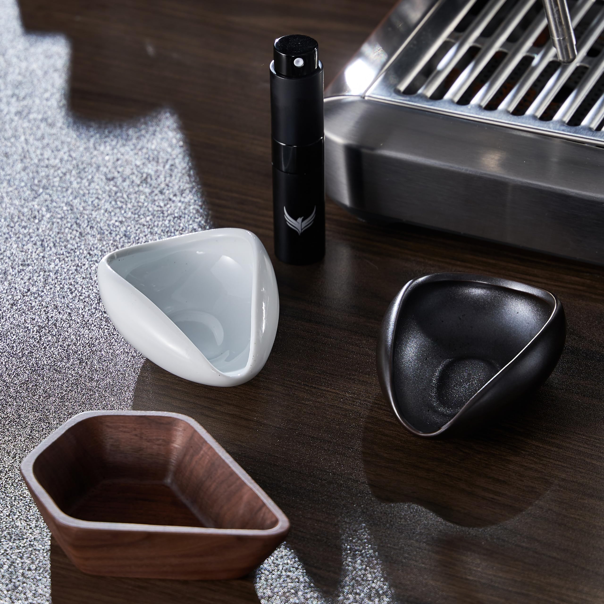 KNODOS durable walnut coffee dosing set built for daily use