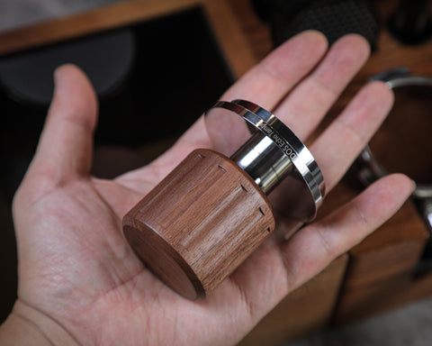 KNODOS Echo Tamper wood handle highlights comfortable grip during tamping