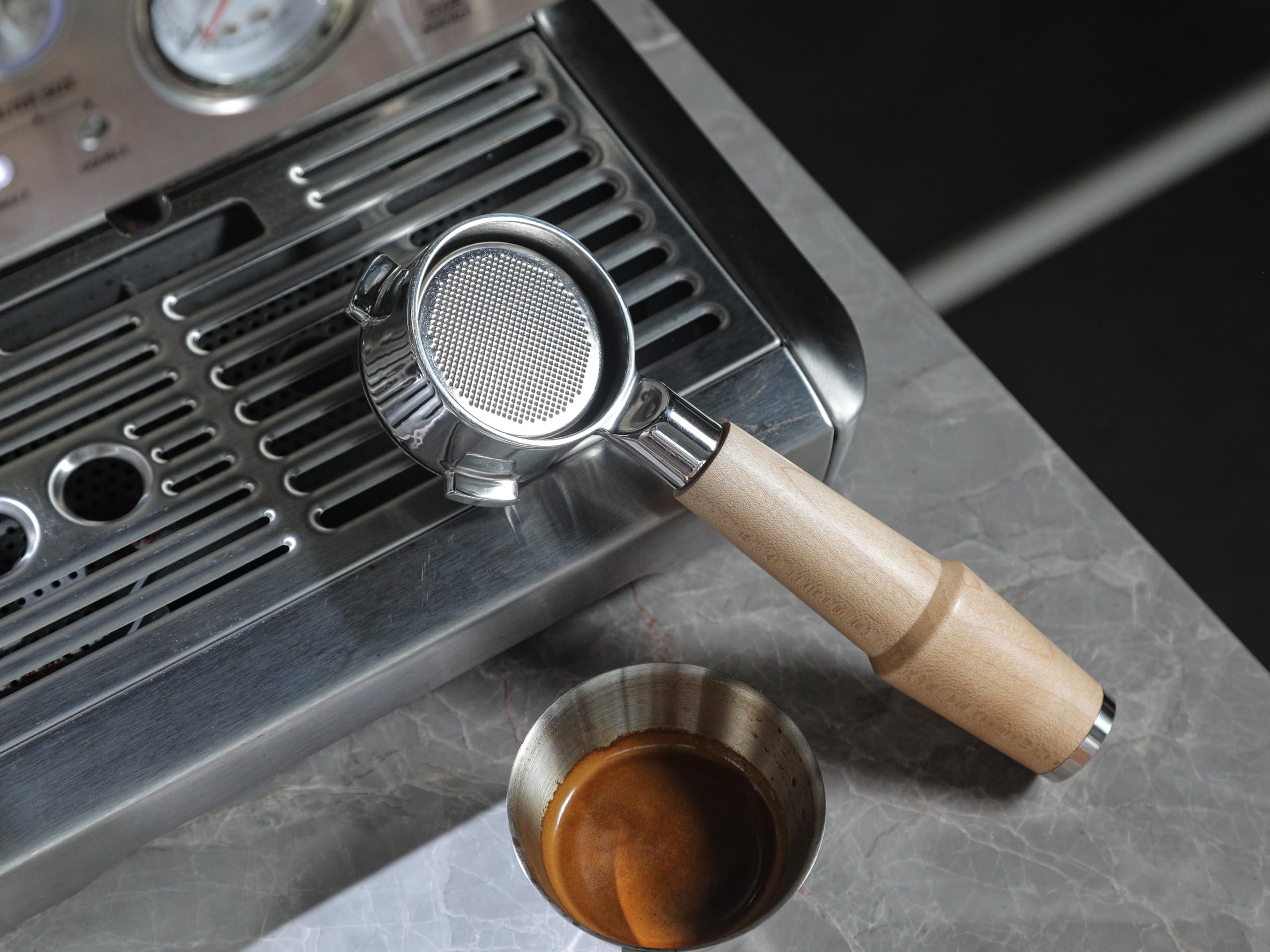 KNODOS precise extraction view helps refine grind and tamp.