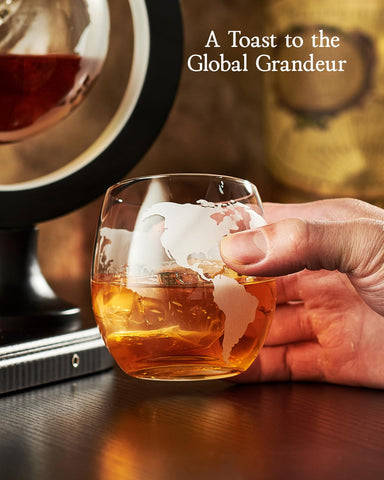 Kollea handheld globe decanter in use offers elegant presentation