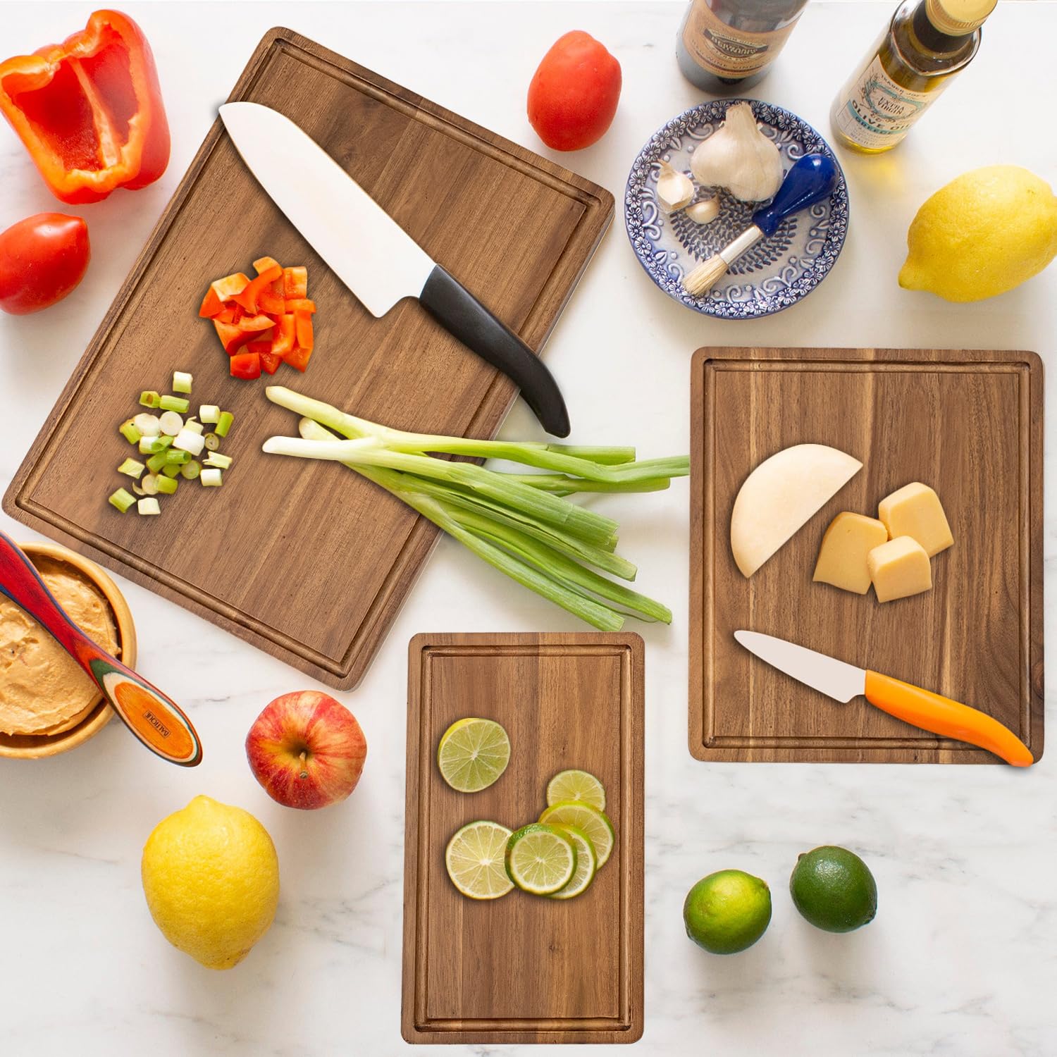 KOLWOVEN acacia cutting board dual-sided use for meats and vegetables.