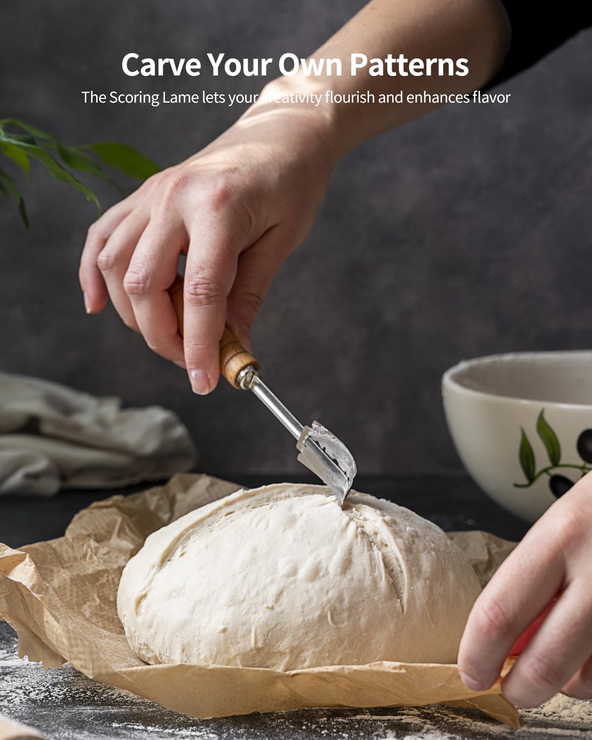 Komlyar bread lame for precise scoring and professional crusts