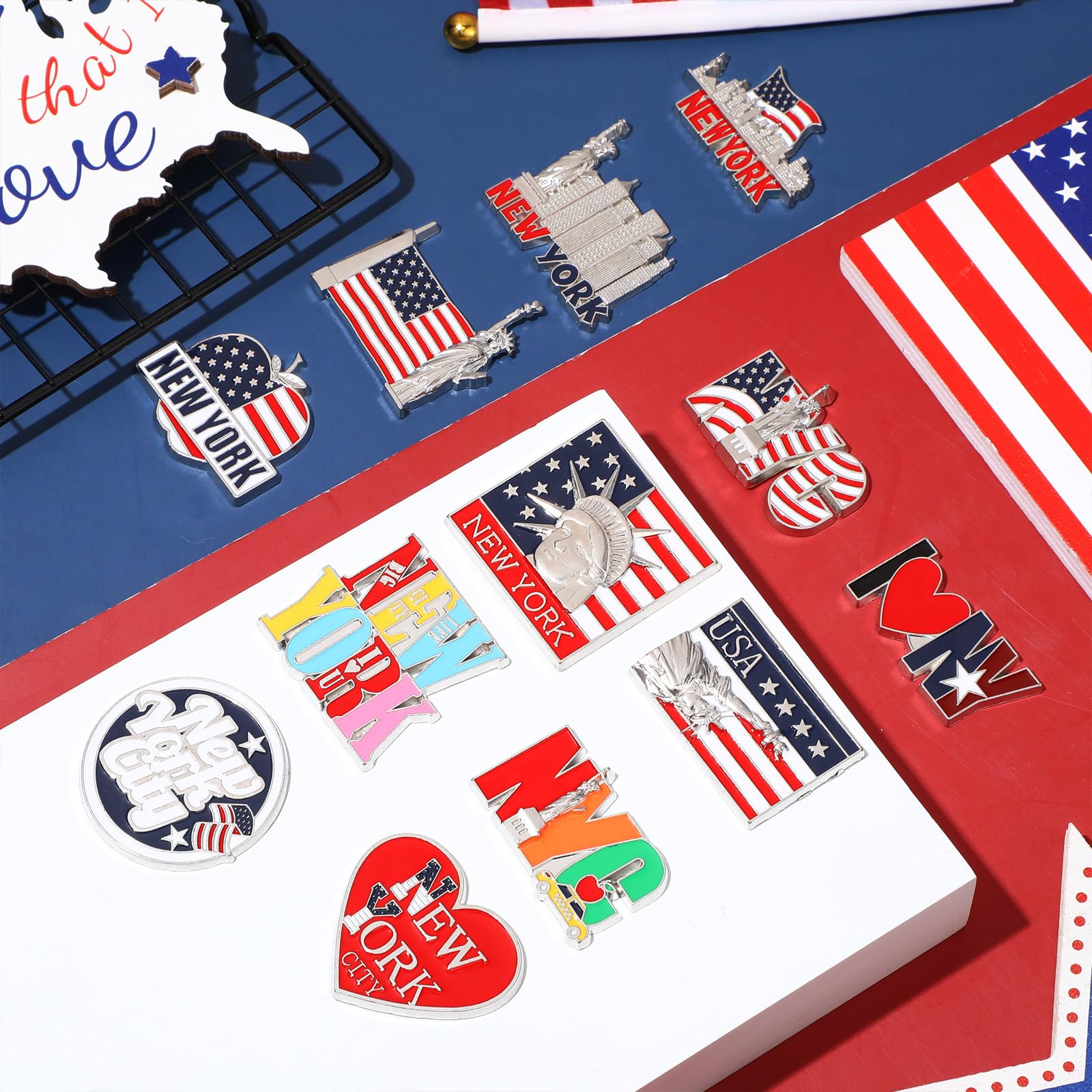 Konohan Brooklyn Bridge magnet adds architectural charm and recipe notes