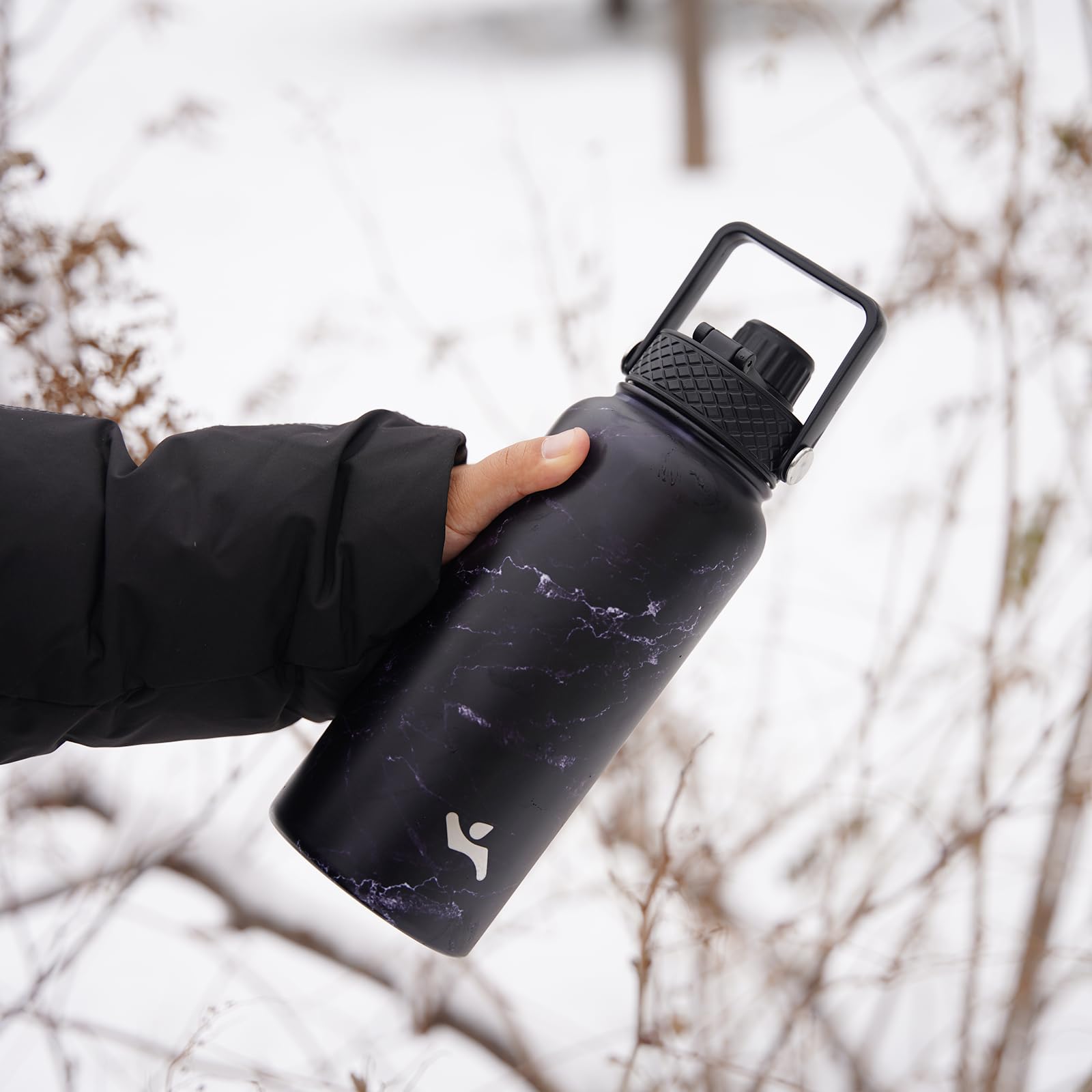 Range of Konokyo sizes from 18 to 40 oz for various needs.