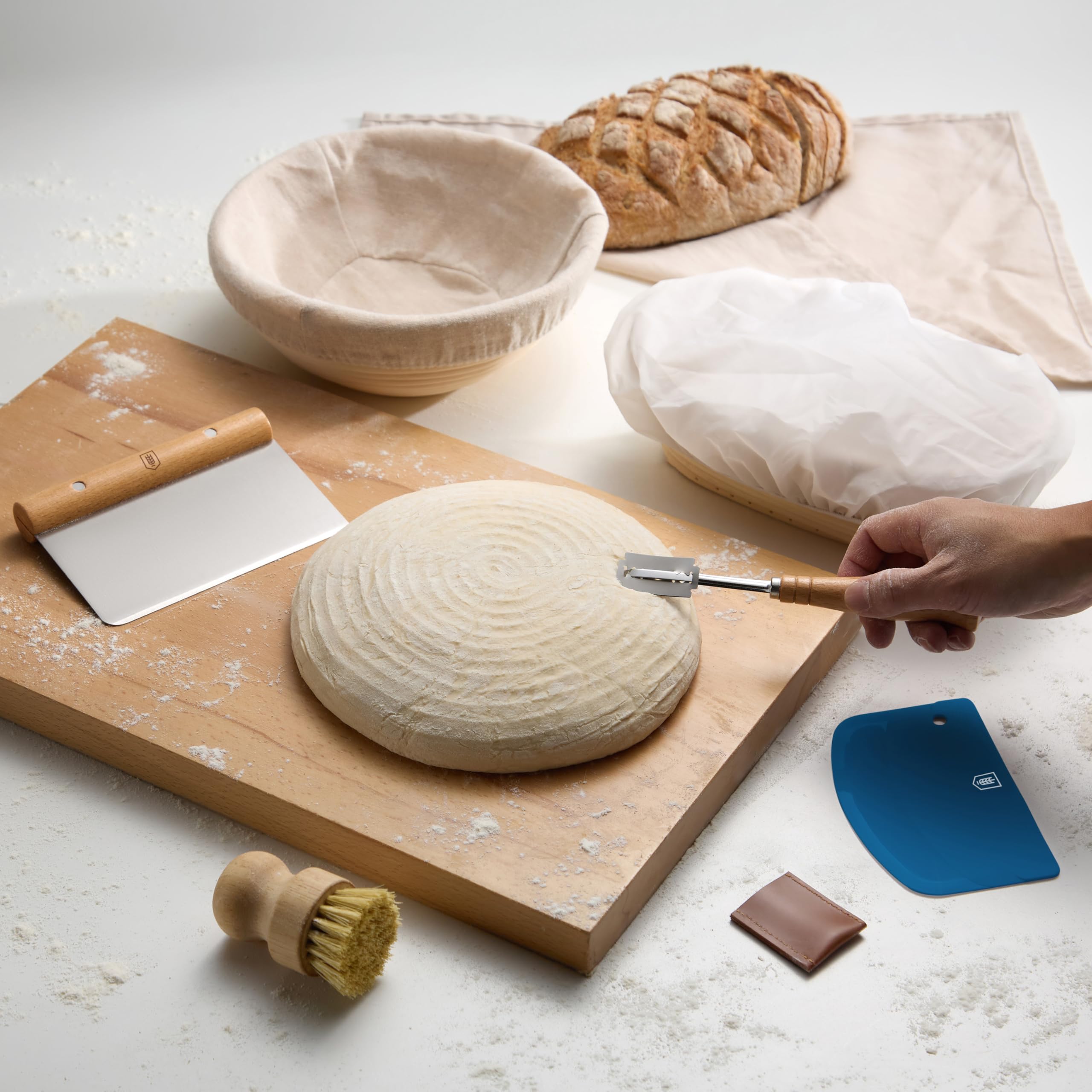 KooK Bread Proofing Set oval banneton shapes dough for rustic loaves.