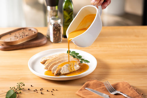 Kook Gravy Boat spill-free pour ready for table service