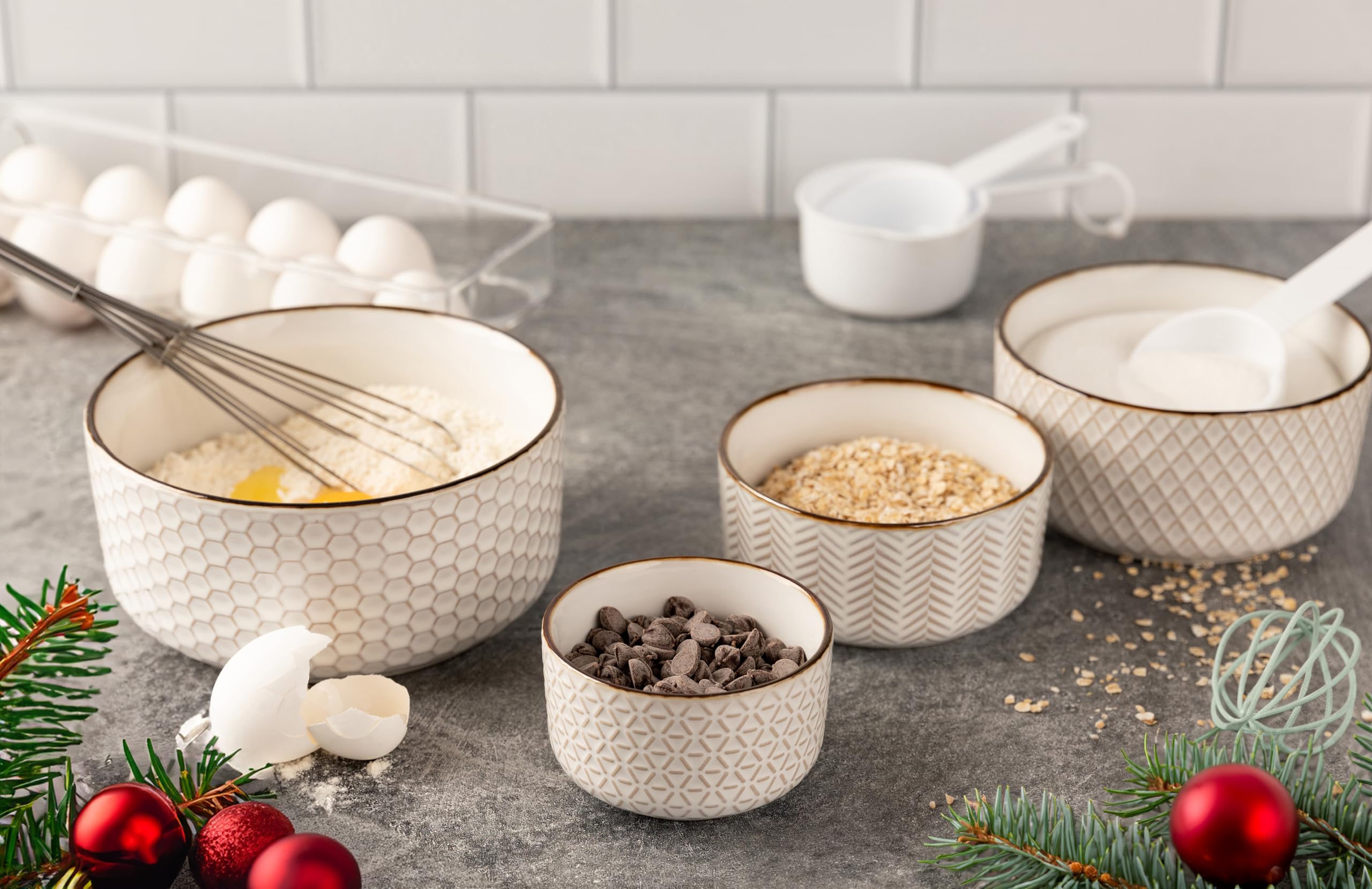 KooK Narbonne 29 oz bowl perfect for mixing or storage