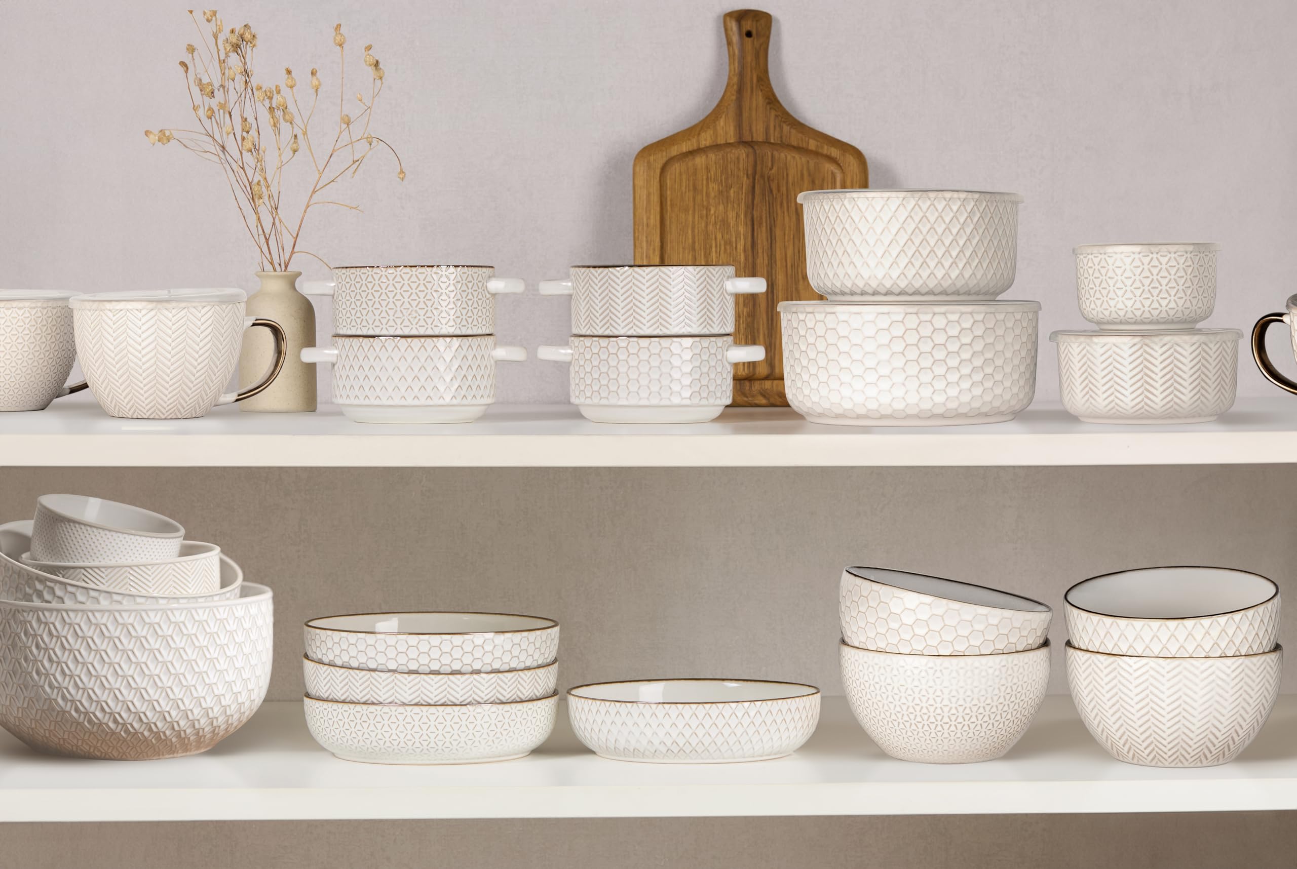 Narbonne bowls with 24 oz capacity for generous portions
